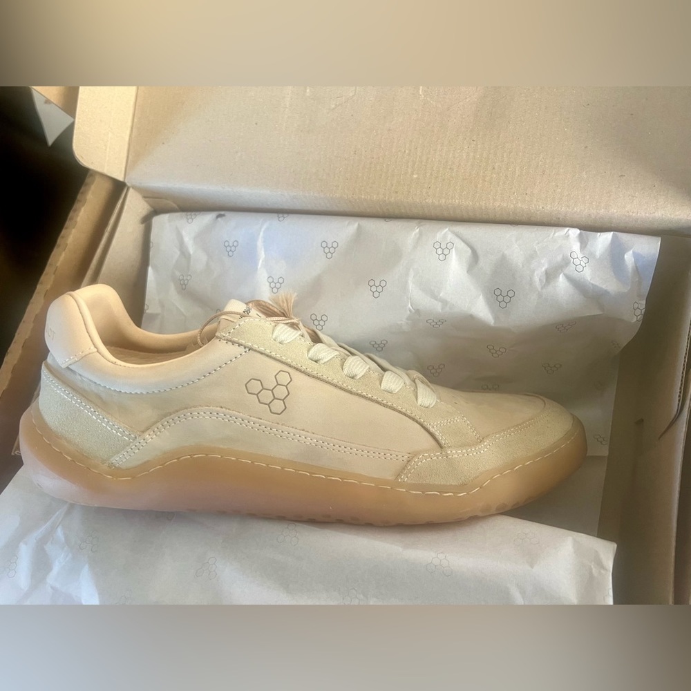 Vivobarefoot Gobi Sneaker size: 10 Euro: 43 New in original box